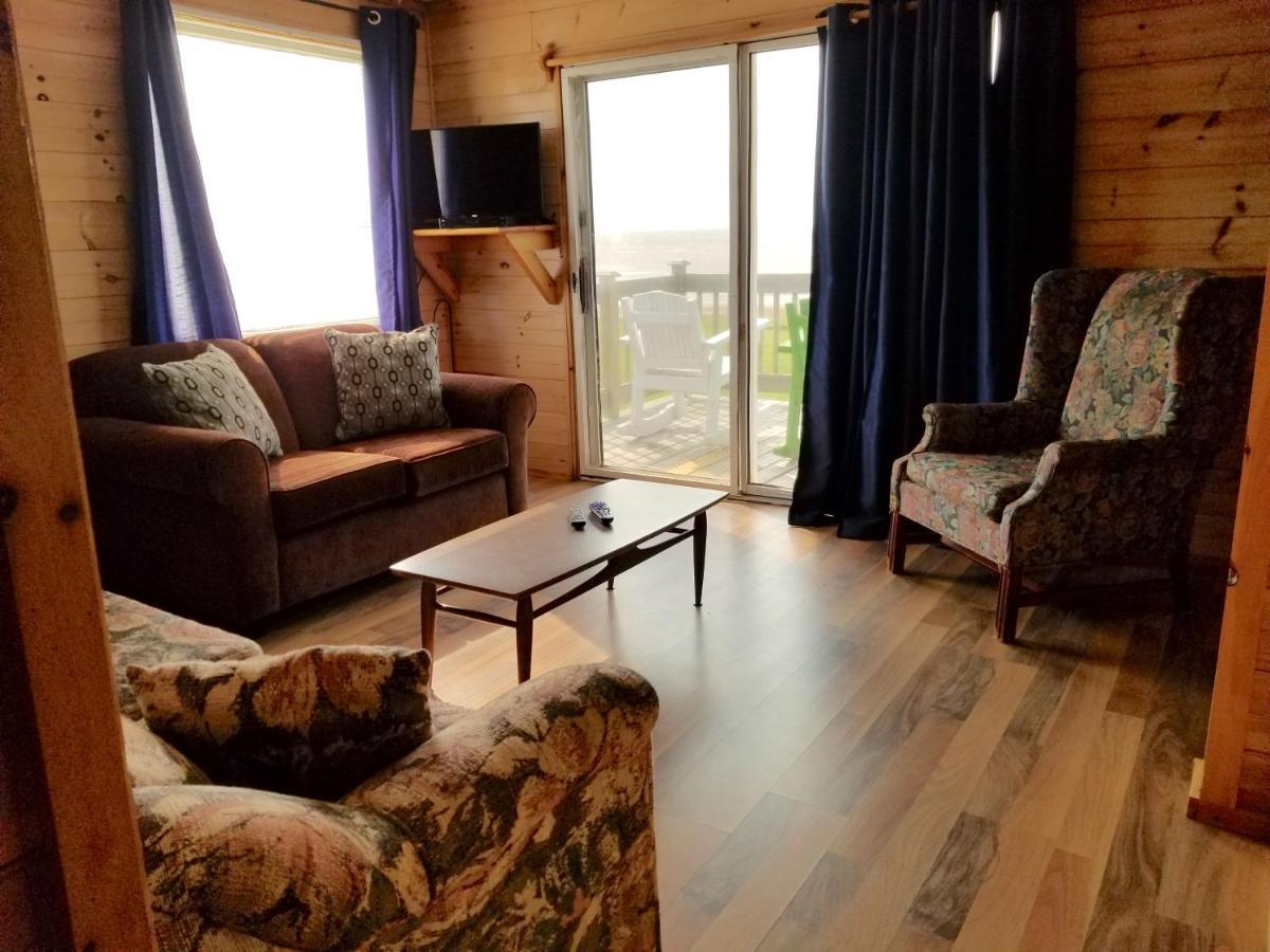 Blue Spruces Cottages Hampton Luaran gambar