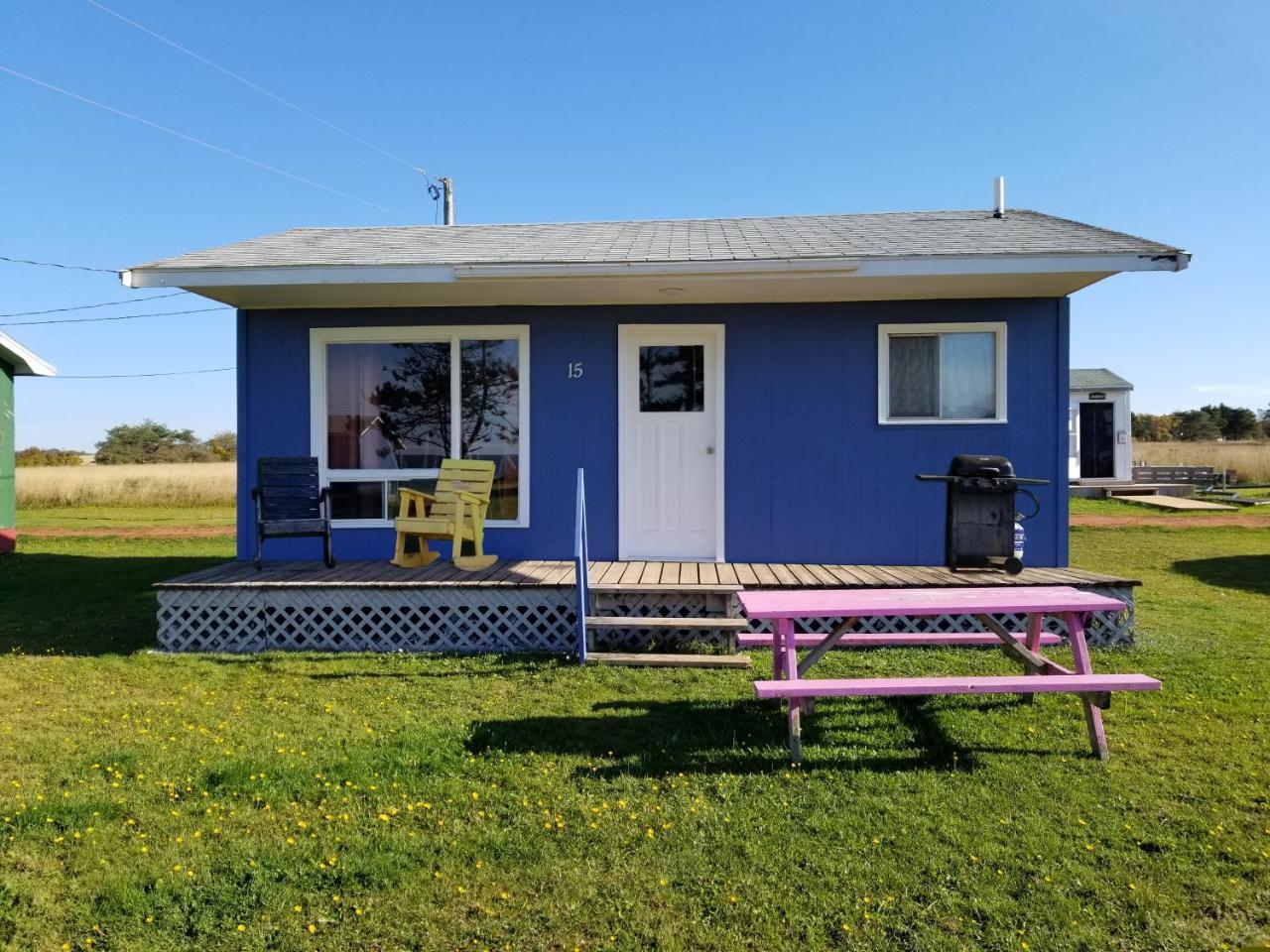 Blue Spruces Cottages Hampton Luaran gambar